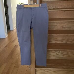 Banana Republic Women’s Cropped Low-rise Chinos in Slate Grey